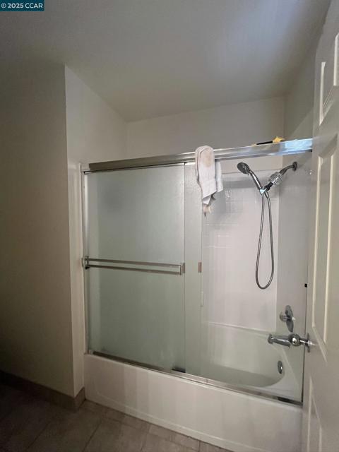 1214 Dover Ln, Tracy CA: https://media.crmls.org/mediaz/b615c99a-22ec-4b26-867e-8a9439a28c06.jpg