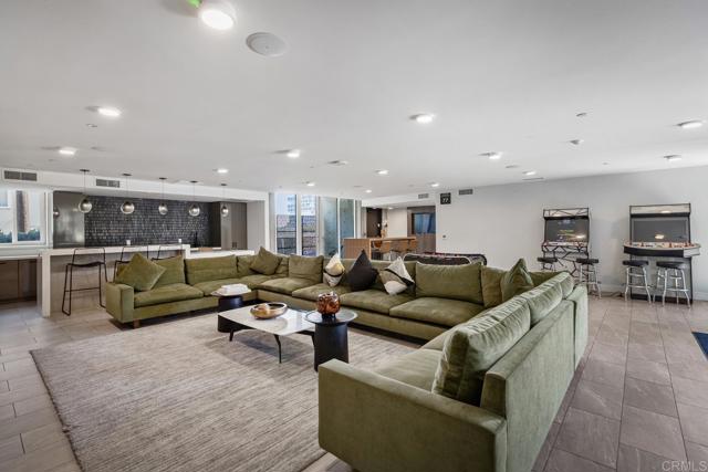 Detail Gallery Image 53 of 55 For 5750 Hollywood Bld #232,  Los Angeles,  CA 90028 - 1 Beds | 1 Baths