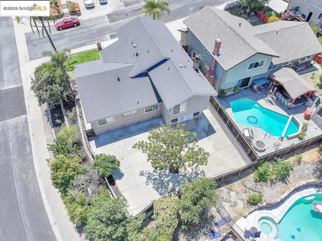 1500 Mellissa Ct, Antioch CA: https://media.crmls.org/mediaz/b61634e0-ae43-4367-9544-71ed7e25ea90.jpg