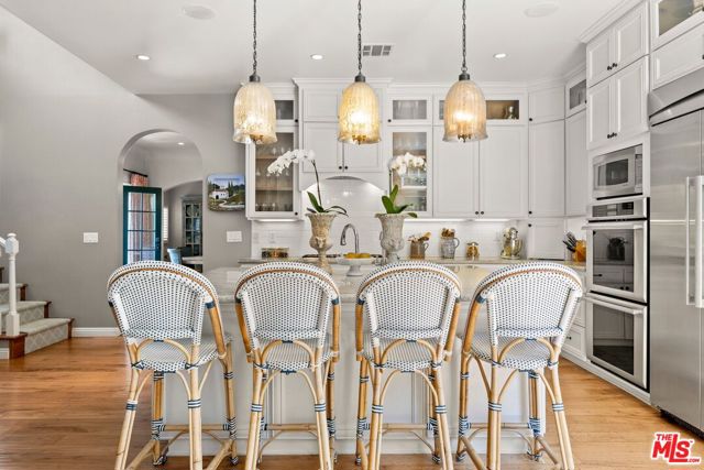 403 S Bundy Drive, Los Angeles CA: https://media.crmls.org/mediaz/b6165309-dc67-4be0-ac63-ad5f61a3c012.jpg