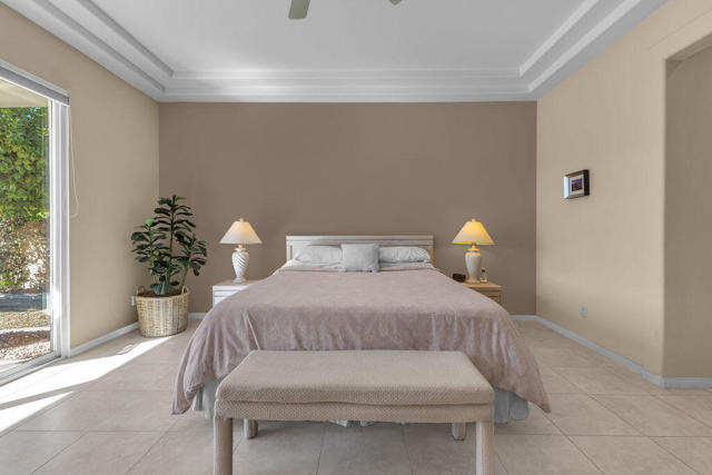 29 Calle La Reina, Rancho Mirage CA: https://media.crmls.org/mediaz/b616949f-41c3-4900-ba9d-6fcb8e8e48fa.jpg