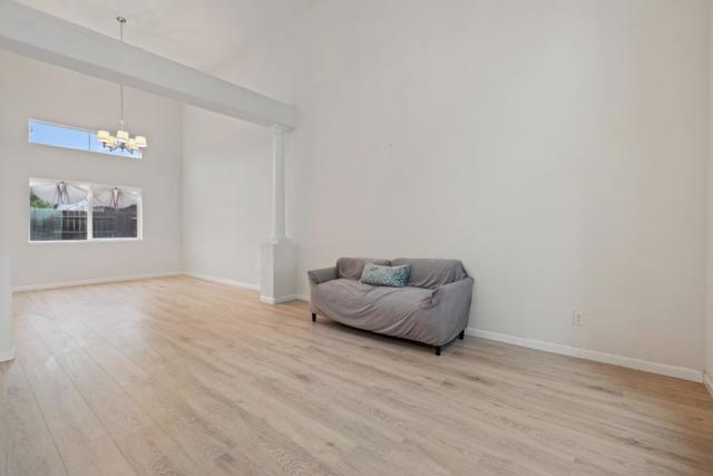 1697 Via Milano Drive, Gustine CA: https://media.crmls.org/mediaz/b616b272-da00-48d6-8351-2d1e942c3513.jpg