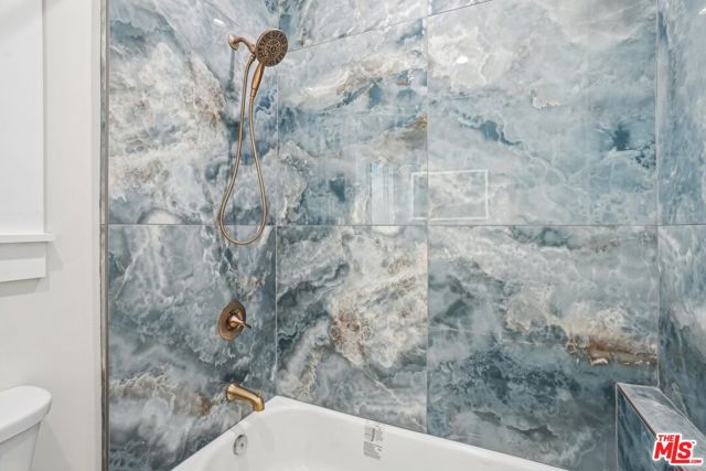 247 S Benton Way, Los Angeles CA: https://media.crmls.org/mediaz/b6175bea-1ebb-4b33-ab57-c7bf4a623bca.jpg
