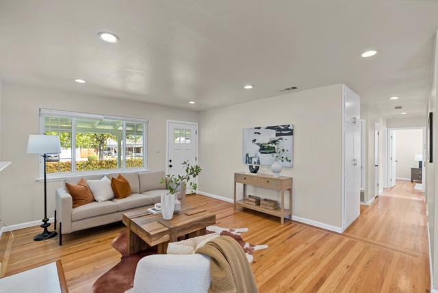 2667 Sutro Drive, San Jose CA: https://media.crmls.org/mediaz/b6180744-5714-4f91-a3f5-1515ee03c805.jpg