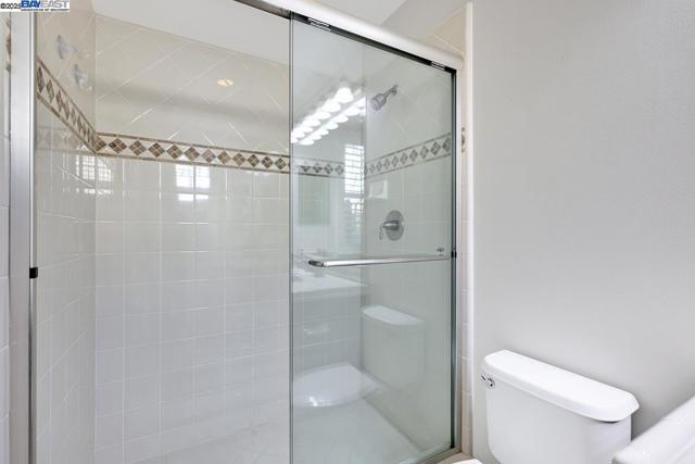 1037 Sunset Creek Ln, Pleasanton CA: https://media.crmls.org/mediaz/b618f4e1-34a5-46be-ac89-050e2ed8d466.jpg