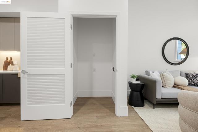 1545 32nd St, Oakland CA: https://media.crmls.org/mediaz/b6198e2d-846b-441b-a53e-18f2659e36f8.jpg