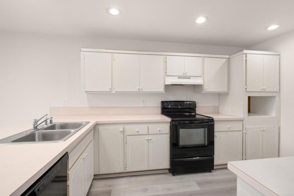 4020 Layang Layang Circle - photo 7