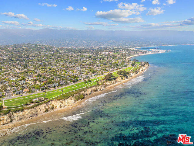 1312 Shoreline Drive, Santa Barbara CA: https://media.crmls.org/mediaz/b61b46dc-80d5-4c5b-b56e-e0c50780f430.jpg
