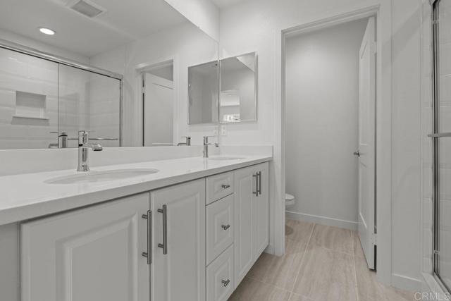 Detail Gallery Image 10 of 16 For 2524 Chamomile Ln, Carlsbad,  CA 92008 - 3 Beds | 2/2 Baths