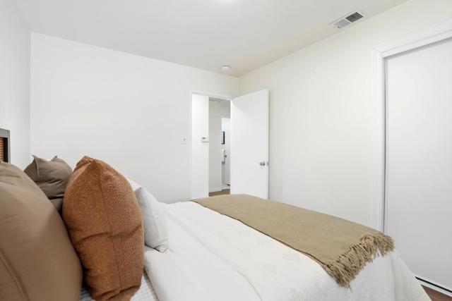 776 Linda Mar Boulevard, Pacifica CA: https://media.crmls.org/mediaz/b61b78ac-d87e-4a4b-98ab-23729c22ac8a.jpg