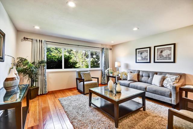 448 Kings Court, Campbell CA: https://media.crmls.org/mediaz/b61c4070-e23f-4983-a658-3ede3264418b.jpg