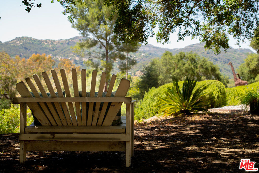 B61Cbdf8 B590 4726 81A5 F593C1Cc7921 21227 Colina Drive, Topanga, Ca 90290 &Lt;Span Style='BackgroundColor:transparent;Padding:0Px;'&Gt; &Lt;Small&Gt; &Lt;I&Gt; &Lt;/I&Gt; &Lt;/Small&Gt;&Lt;/Span&Gt;