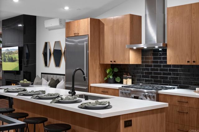 Detail Gallery Image 5 of 36 For 2172 Glasgow Ave, Cardiff By The Sea,  CA 92007 - 3 Beds | 3/1 Baths