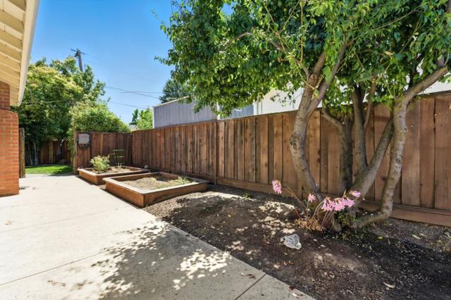 1406 Hollenbeck Avenue, Sunnyvale CA: https://media.crmls.org/mediaz/b61d0995-8064-4f01-906e-2316e10cb531.jpg