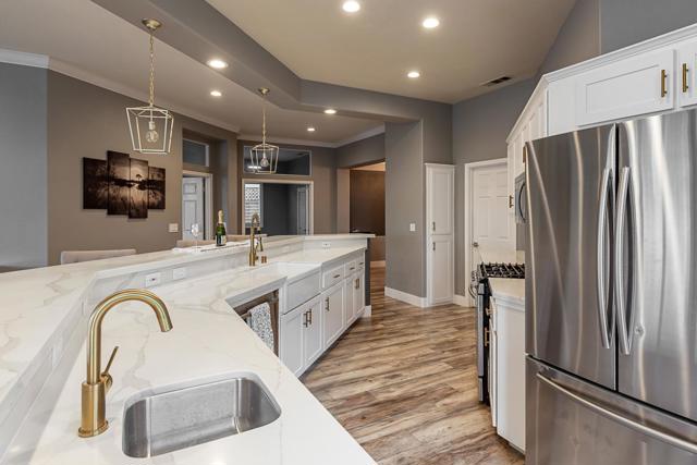 4101 Beacon Place, Discovery Bay CA: https://media.crmls.org/mediaz/b61e1d0e-1bb0-4860-9e19-7cd02c239e81.jpg