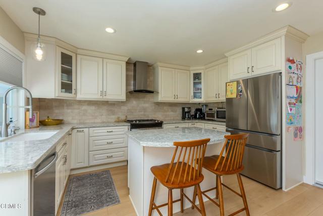 Detail Gallery Image 9 of 23 For 1370 Port Dr, Oxnard,  CA 93035 - 3 Beds | 2 Baths