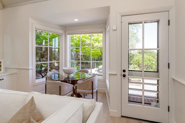 1205 Trinity Drive, Menlo Park CA: https://media.crmls.org/mediaz/b61f421e-ccdf-4e69-960d-738f3a574434.jpg