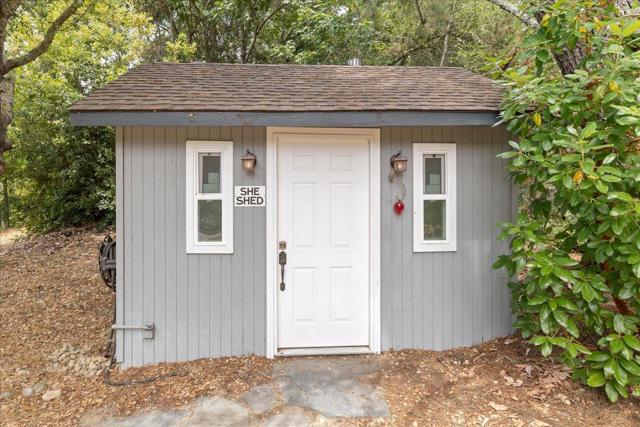 23435 Summit Road, Los Gatos CA: https://media.crmls.org/mediaz/b61fa4ba-a2d4-4ffb-a764-37edbaae6f08.jpg