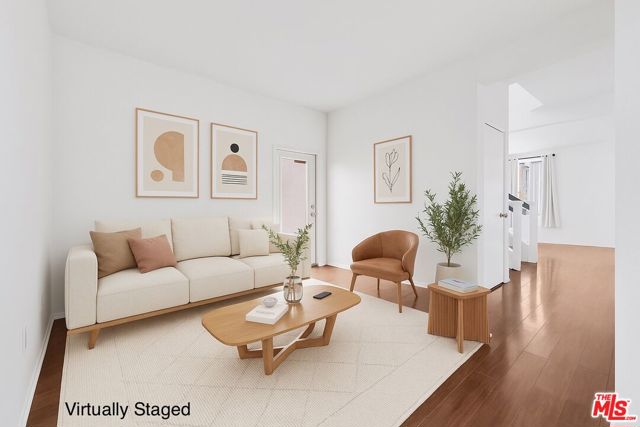 2279 Santa Ana Boulevard, Los Angeles CA: https://media.crmls.org/mediaz/b6210944-7ca3-4066-8745-8805aba39840.jpg