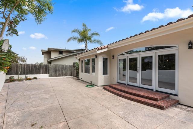 5 Zaragoza Views, Monterey CA: https://media.crmls.org/mediaz/b6211739-2af4-4166-a848-e16b1512b878.jpg