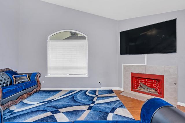 2231 Racquet Club Drive, Los Banos CA: https://media.crmls.org/mediaz/b621dcb2-b3f5-4a7c-ab4a-fb6c7cbe7964.jpg
