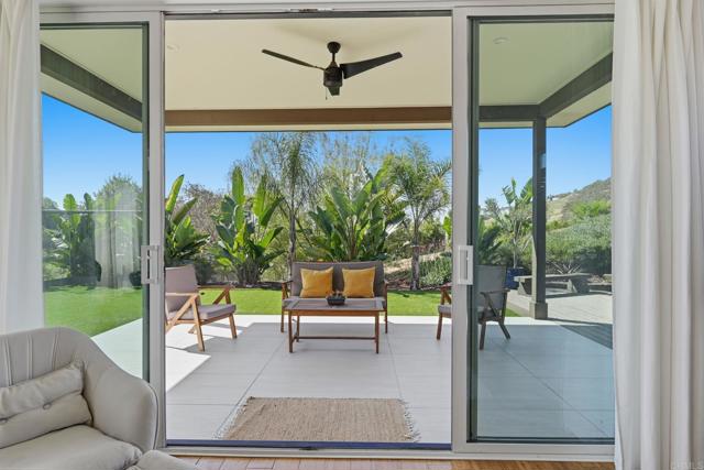 Detail Gallery Image 3 of 72 For 4407 Ramona Dr, Fallbrook,  CA 92028 - 4 Beds | 3/1 Baths