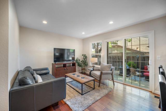 815 Oak Park Drive, Morgan Hill CA: https://media.crmls.org/mediaz/b6225709-bffa-4ca7-b27f-d88d305814fe.jpg