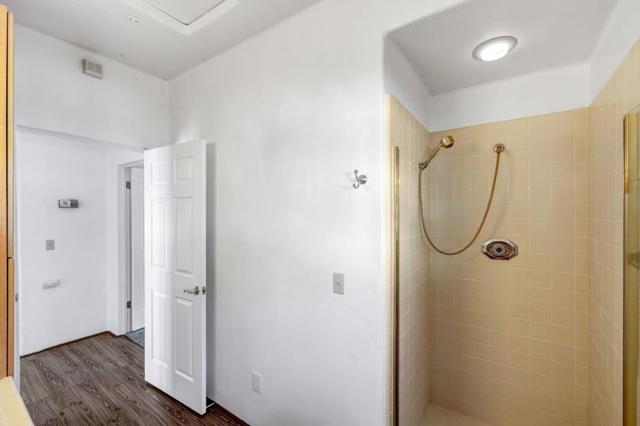 90 Harper Canyon Road, Salinas CA: https://media.crmls.org/mediaz/b622e374-183d-4c1b-adb6-7ad019126195.jpg