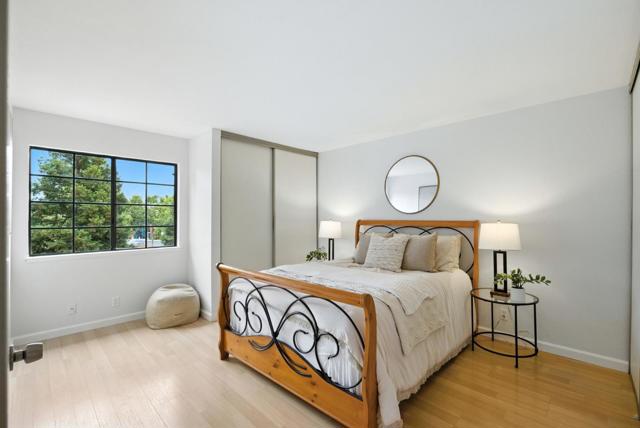 461 Costa Mesa Terrace, Sunnyvale CA: https://media.crmls.org/mediaz/b62395c5-2021-4343-a995-d25a92b1dc64.jpg