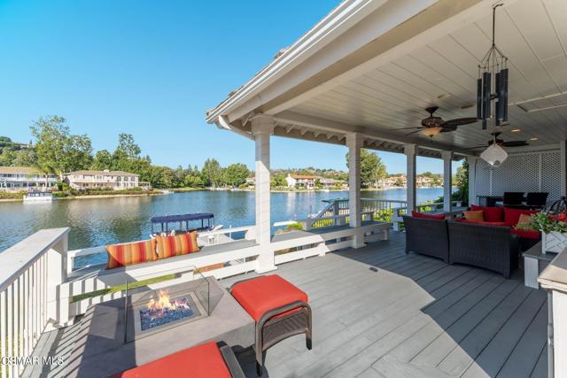 32146 Oakshore Drive, Westlake Village CA: https://media.crmls.org/mediaz/b6245e56-bc8f-4595-b451-9d17128d976f.jpg