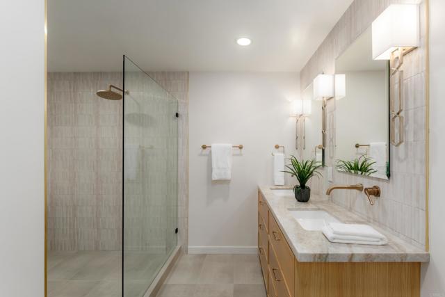 45 Saint Christophers Lane, Coronado CA: https://media.crmls.org/mediaz/b6250eb2-f570-4234-91df-1b6621549981.jpg