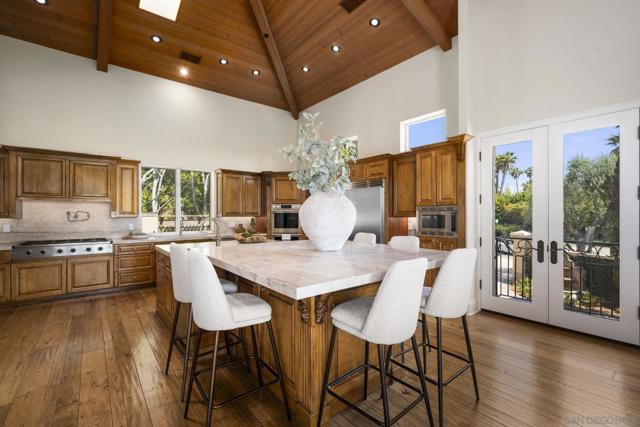 5980 Rancho Diegueno, Rancho Santa Fe CA: https://media.crmls.org/mediaz/b625ac89-d8ba-43ba-a739-bbcfb34f7b06.jpg
