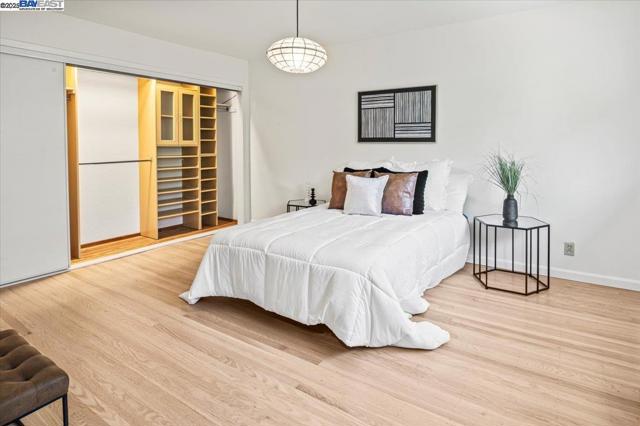 3554 Arcadian Ct, Castro Valley CA: https://media.crmls.org/mediaz/b625b491-22d3-4d3c-8a86-bd800e42d0c1.jpg