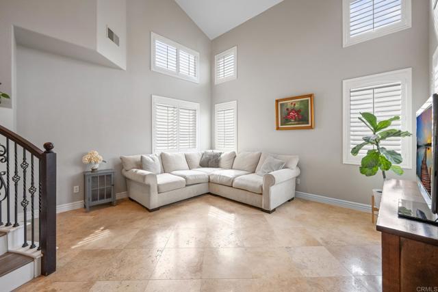 Image 4 of 47 For 13615 Braeswood