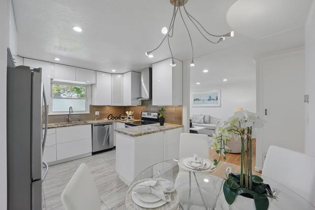 4510 Calaveras Avenue, Fremont CA: https://media.crmls.org/mediaz/b626aeab-2a75-44b3-acab-2a21c283e3e6.jpg
