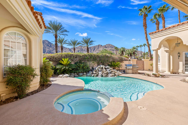 77312 Coyote Creek Path, Indian Wells CA: https://media.crmls.org/mediaz/b627156e-fa3b-4188-b2f8-be049a474a17.jpg