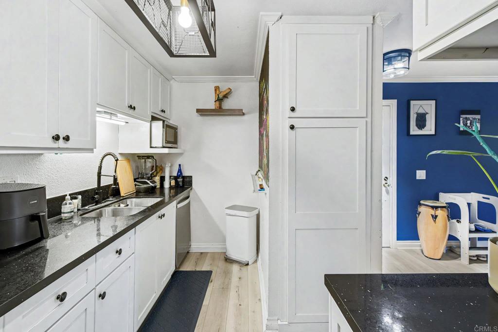 2380 Hosp Way - photo 8