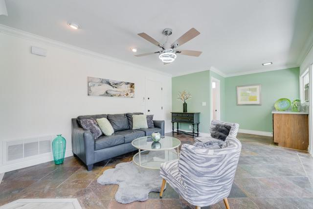 Detail Gallery Image 11 of 37 For 15020 Penasquitos Dr, Rancho Penasquitos,  CA 92129 - 3 Beds | 2/1 Baths