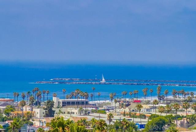 4607 Santa Cruz, San Diego CA: https://media.crmls.org/mediaz/b62883e9-8cb2-4df0-bdd8-109dc36f79ee.jpg