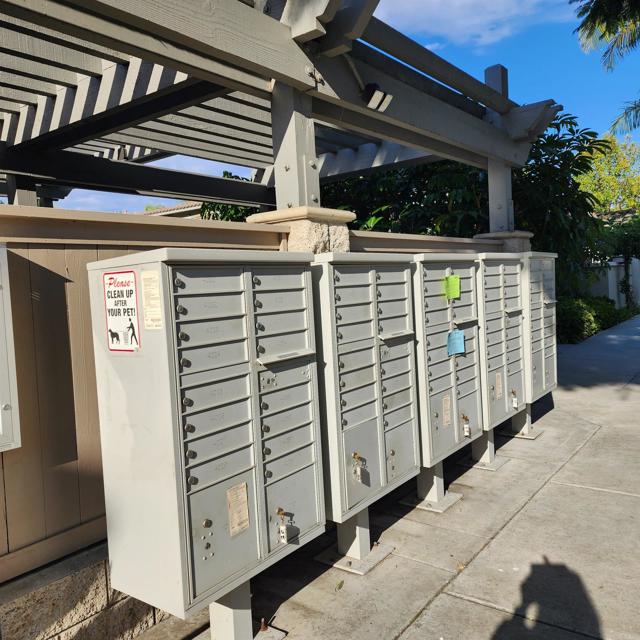 Detail Gallery Image 36 of 39 For 4035 Bluff View Way, Carlsbad,  CA 92008 - 4 Beds | 2/1 Baths