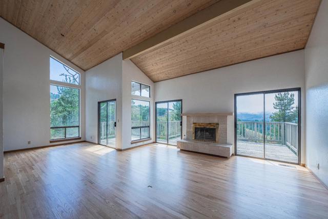 3587 Eastfield Court, Carmel CA: https://media.crmls.org/mediaz/b629c9df-1540-4af6-abb0-edaa71241eb2.jpg