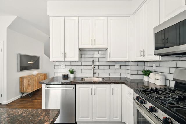 135 Frederick Court, Mountain View CA: https://media.crmls.org/mediaz/b629ec26-05de-4dbd-9af7-12dcf261c9ae.jpg