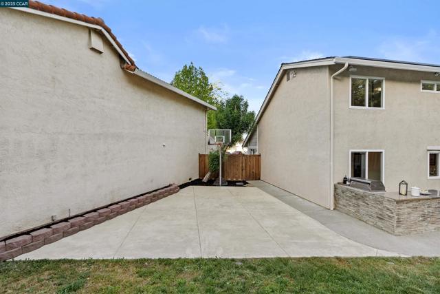2916 Sombrero Circle, San Ramon CA: https://media.crmls.org/mediaz/b62b2bf8-e3df-41a1-a188-5be142c5783b.jpg