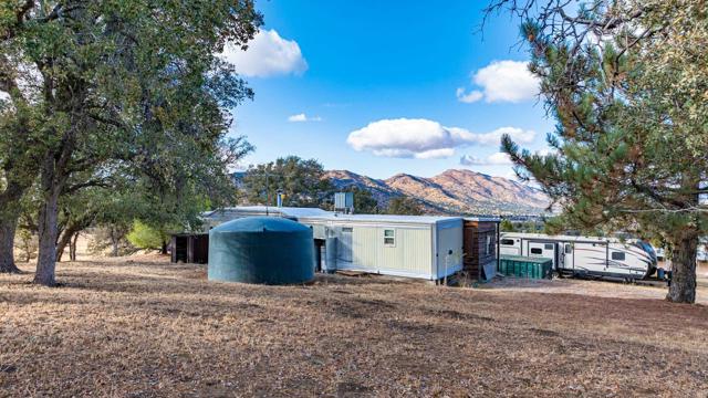 Detail Gallery Image 7 of 8 For 19645 Water Canyon Rd, Tehachapi,  CA 93561 - 2 Beds | 1 Baths