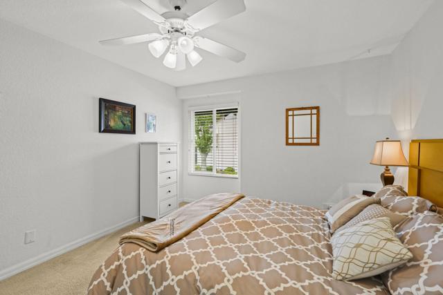 870 Ginger Avenue, Carlsbad CA: https://media.crmls.org/mediaz/b62bbb31-95bd-4e76-92e2-47f3829abf49.jpg
