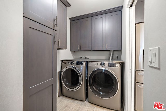 720 Maertin Lane, Fullerton CA: https://media.crmls.org/mediaz/b62d0936-eee3-441f-8267-af83612640a6.jpg