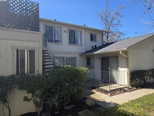 Image 2 of 12 For 1260 Kenwal Rd