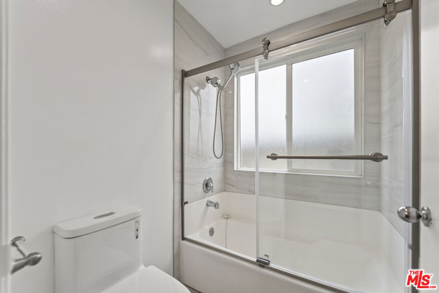 712 Pacific Street, Santa Monica CA: https://media.crmls.org/mediaz/b62e6000-d7e2-49a3-8bfc-5c478be0326c.jpg