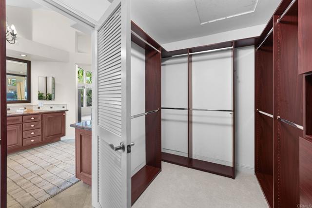 Detail Gallery Image 32 of 51 For 6990 Blue Orchid Ln, Carlsbad,  CA 92011 - 5 Beds | 4 Baths