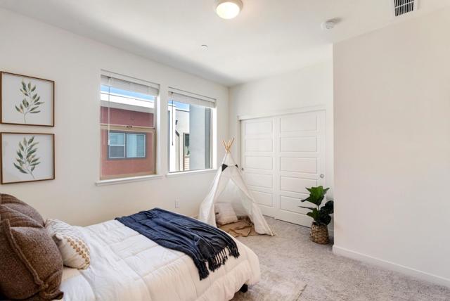 5950 Flash Court, San Jose CA: https://media.crmls.org/mediaz/b62fc608-9f54-47c5-8a81-a6f158f7d85f.jpg